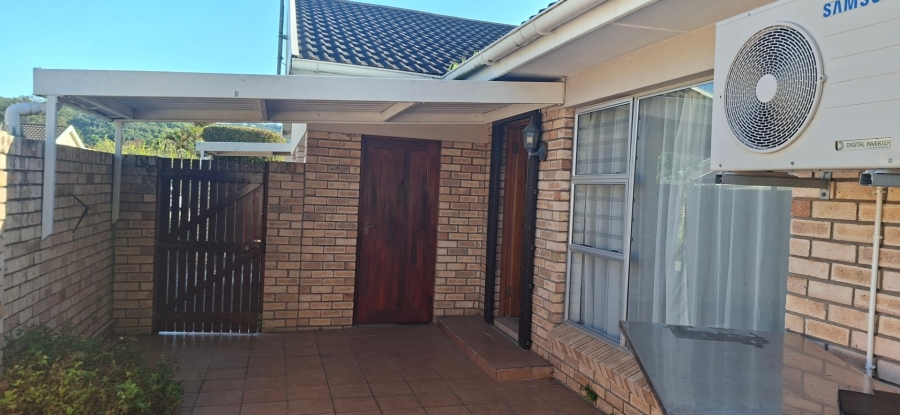 3 Bedroom Property for Sale in Abbotsford Eastern Cape